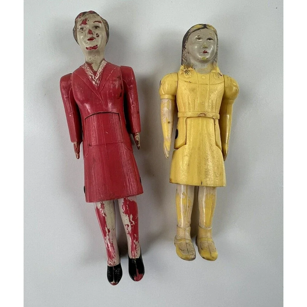 Vintage 1950's RENWAL Jointed Dollhouse MOTHER & DAUGHTER Plastic Toy Figures